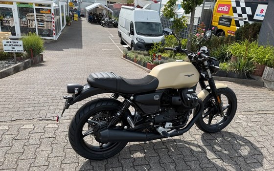 Neufahrzeug Moto Guzzi V7 Stone - Bild 21