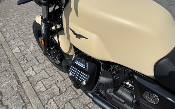 Neufahrzeug Moto Guzzi V7 Stone - Bild 27