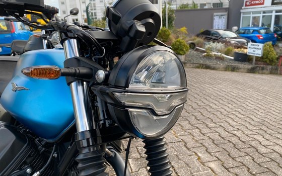 Neufahrzeug Moto Guzzi V7 Stone - Bild 28