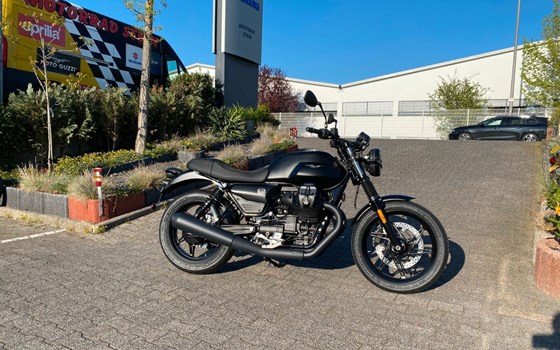 Neufahrzeug Moto Guzzi V7 Stone - Bild 4
