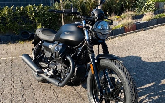 Neufahrzeug Moto Guzzi V7 Stone - Bild 8