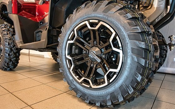 Neufahrzeug Can-Am Outlander Max 1000 XT-P - Bild 7