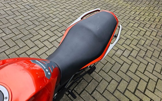 Gebrauchtmotorrad Kawasaki ER-6n - Bild 14