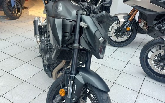 Gebrauchtmotorrad Honda CB500 Hornet - Bild 7