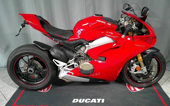 Gebrauchtmotorrad Ducati Panigale V4 S - Bild 1
