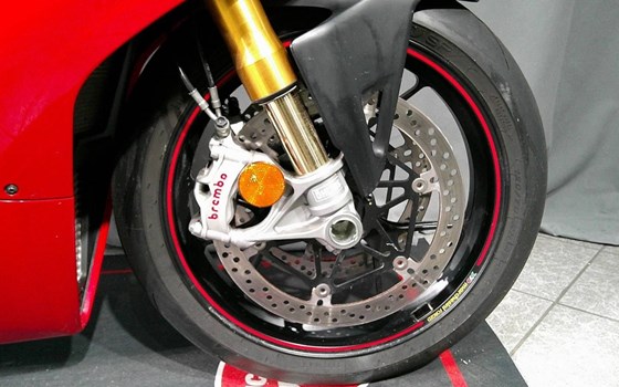 Gebrauchtmotorrad Ducati Panigale V4 S - Bild 9