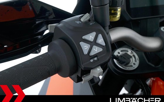 Gebrauchtmotorrad KTM 1290 Super Duke GT - Bild 19