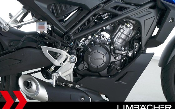 Gebrauchtmotorrad Honda CB125R - Bild 21