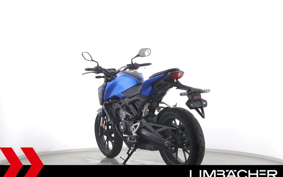 Gebrauchtmotorrad Honda CB125R - Bild 7