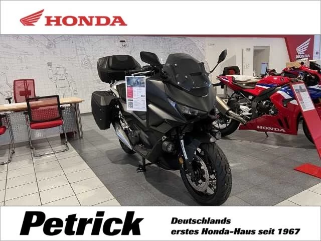 Honda Forza 750
