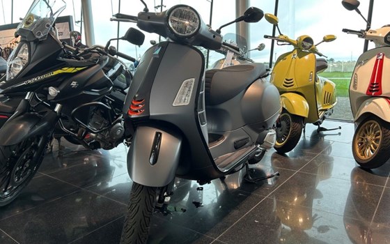 Gebrauchtmotorrad Vespa GTS 310 SuperSport - Bild 1