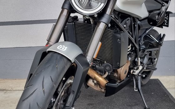 Gebrauchtmotorrad Husqvarna Vitpilen 701 - Bild 1