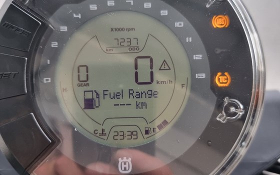 Gebrauchtmotorrad Husqvarna Vitpilen 701 - Bild 6