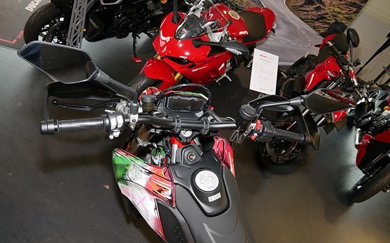 Gebrauchtmotorrad Ducati Hypermotard 698 Mono - Bild 9