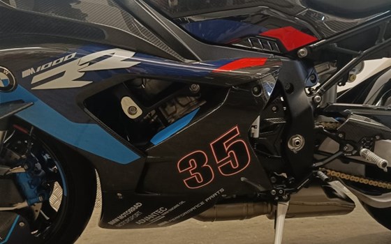Gebrauchtmotorrad BMW M 1000 RR - Bild 12