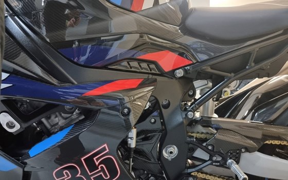 Gebrauchtmotorrad BMW M 1000 RR - Bild 4