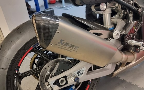 Gebrauchtmotorrad BMW M 1000 RR - Bild 5