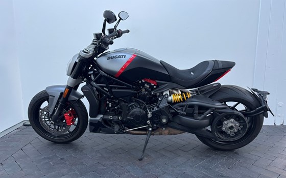 Gebrauchtmotorrad Ducati XDiavel Black Star - Bild 5