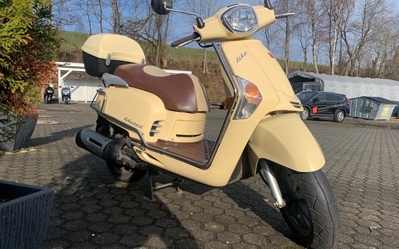 Gebrauchtmotorrad Kymco Like 125 - Bild 4