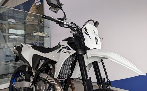 Neufahrzeug Suzuki DR-Z4SM - Bild 8
