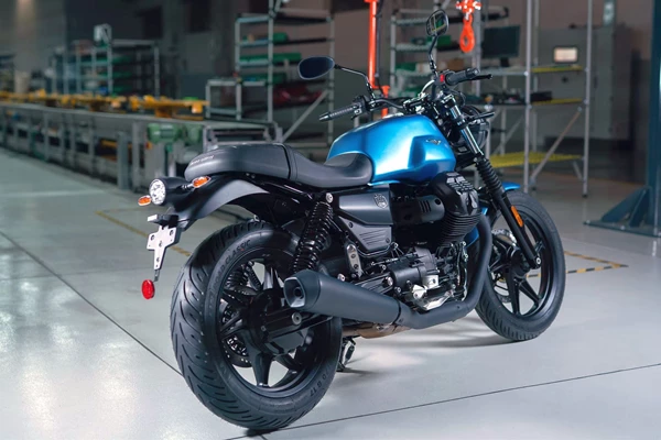 Moto Guzzi V7 Stone (blu-profondo) - Bild 4