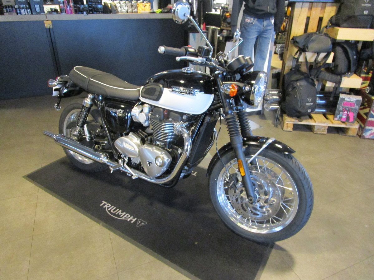 Triumph BONNEVILLE T120 CHROME EDITION
