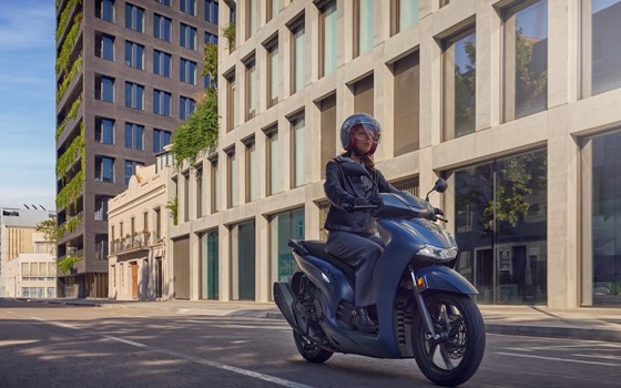 Neufahrzeug Honda SH350i - Bild 7