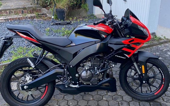 Gebrauchtmotorrad Aprilia Tuono 125 - Bild 1