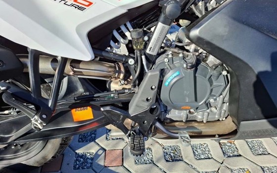 Gebrauchtmotorrad KTM 790 Adventure - Bild 6