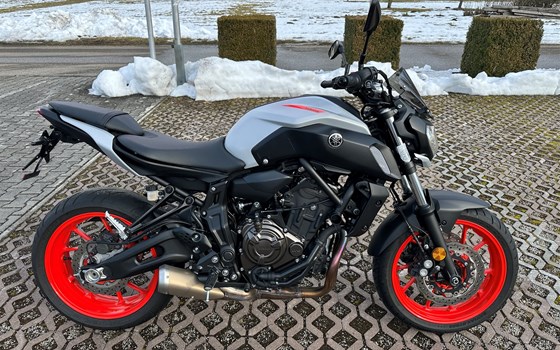 Gebrauchtmotorrad Yamaha MT-07 - Bild 1