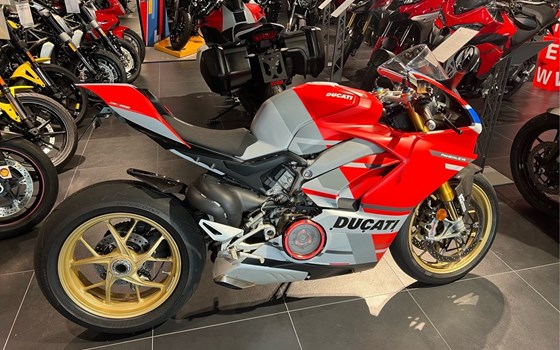 Gebrauchtmotorrad Ducati Panigale V4 S Corse - Bild 1
