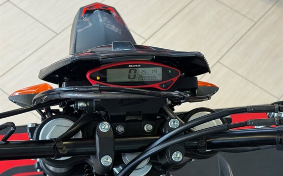 Neufahrzeug Beta RR 125 LC Motard - Bild 3