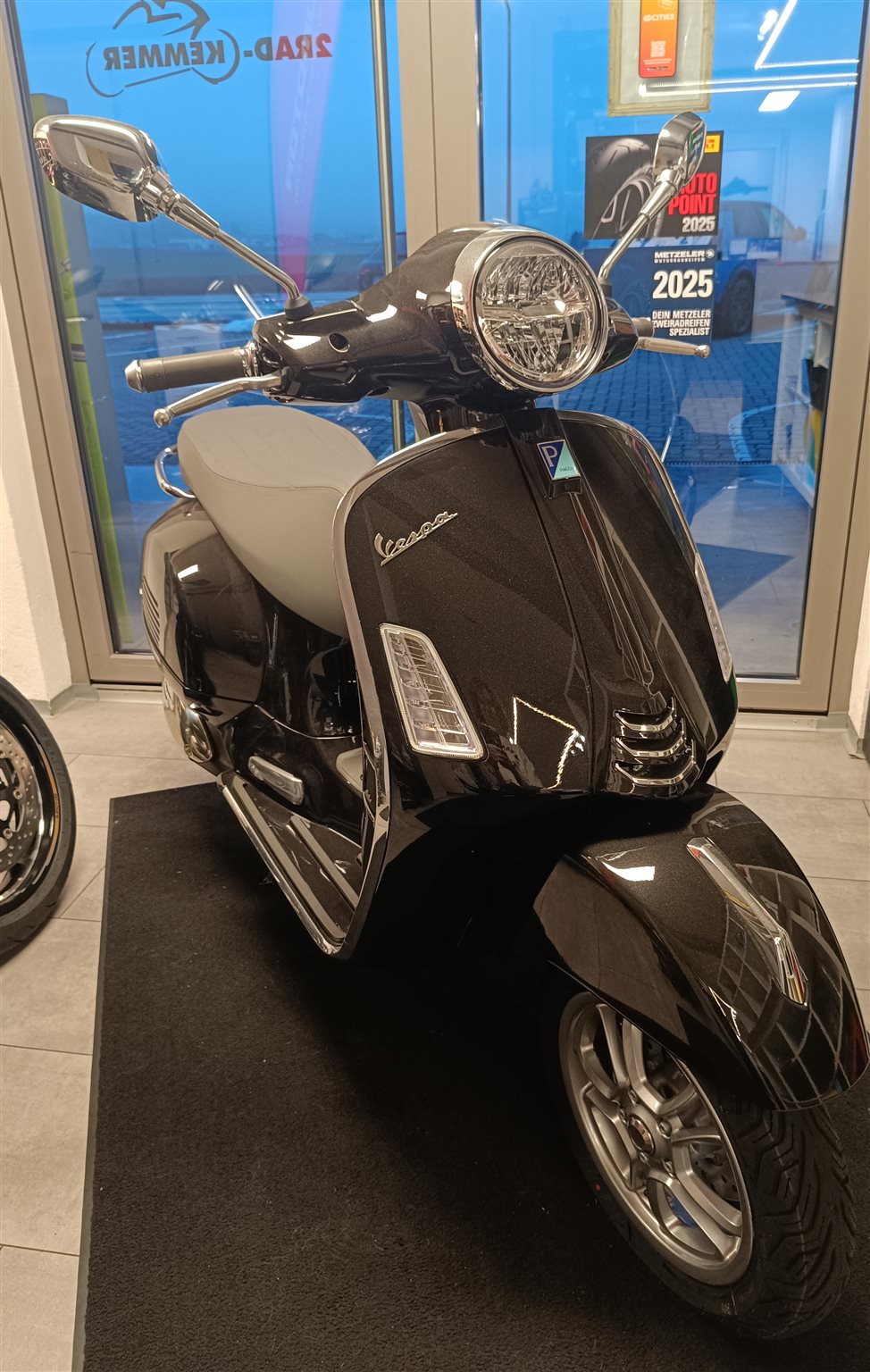Vespa GTS 310