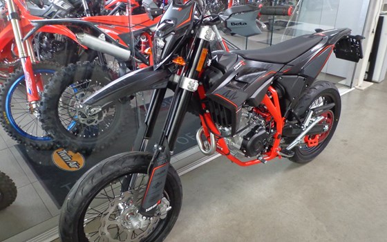 Neufahrzeug Beta RR 125 4T SM - Bild 7