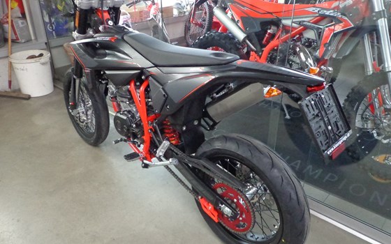 Neufahrzeug Beta RR 125 4T SM - Bild 1