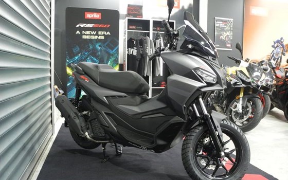 Neufahrzeug Aprilia SR GT 200 - Bild 5