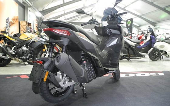 Neufahrzeug Aprilia SR GT 200 - Bild 7