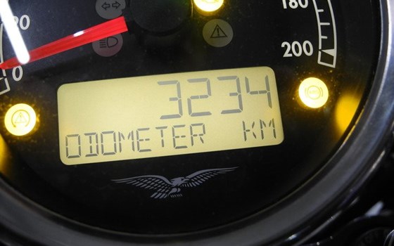 Gebrauchtmotorrad Moto Guzzi V9 Roamer - Bild 10