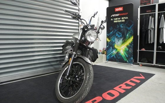 Gebrauchtmotorrad Moto Guzzi V9 Roamer - Bild 3