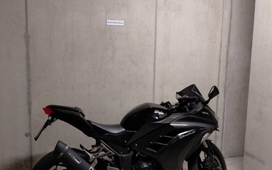 Gebrauchtmotorrad Kawasaki Ninja 300 - Bild 3