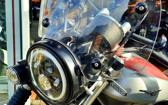 Gebrauchtmotorrad Moto Guzzi V9 Bobber - Bild 8