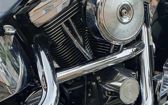 Gebrauchtmotorrad Harley-Davidson Softail Heritage Classic FLSTC - Bild 10