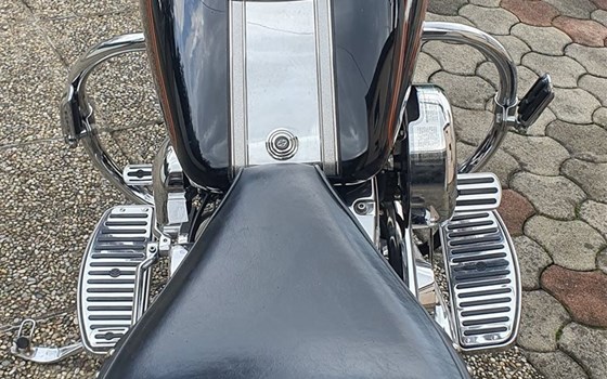 Gebrauchtmotorrad Harley-Davidson Softail Heritage Classic FLSTC - Bild 7