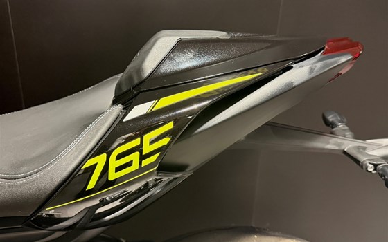 Neufahrzeug Triumph Street Triple 765 RS - Bild 7