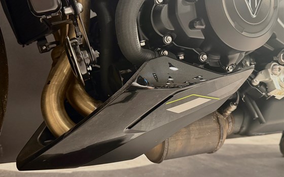 Neufahrzeug Triumph Street Triple 765 RS - Bild 11