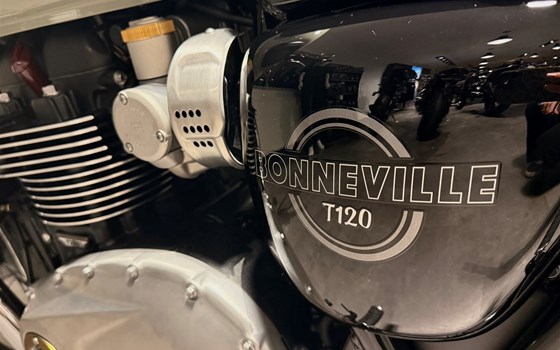 Neufahrzeug Triumph Bonneville T120 - Bild 10