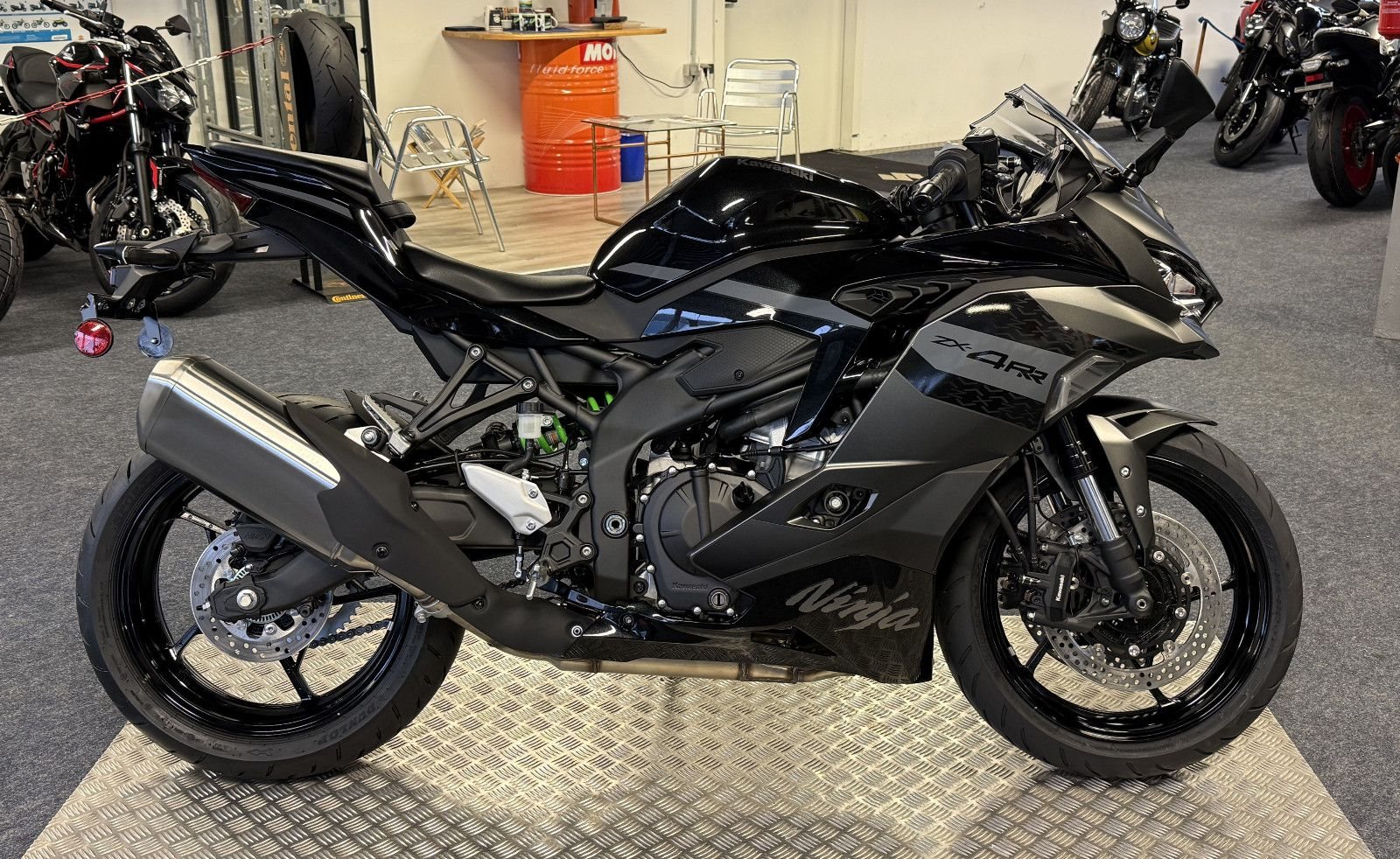 Kawasaki Ninja ZX-4RR