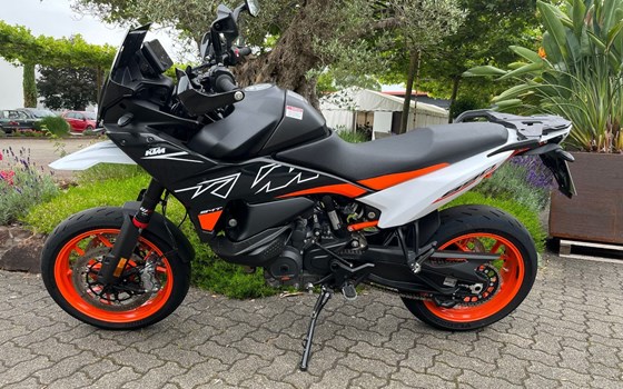 Gebrauchtmotorrad KTM 890 SMT - Bild 5
