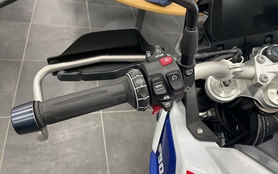 Gebrauchtmotorrad BMW F 900 GS - Bild 7