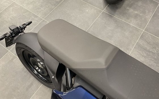 Gebrauchtmotorrad BMW CE 04 - Bild 13